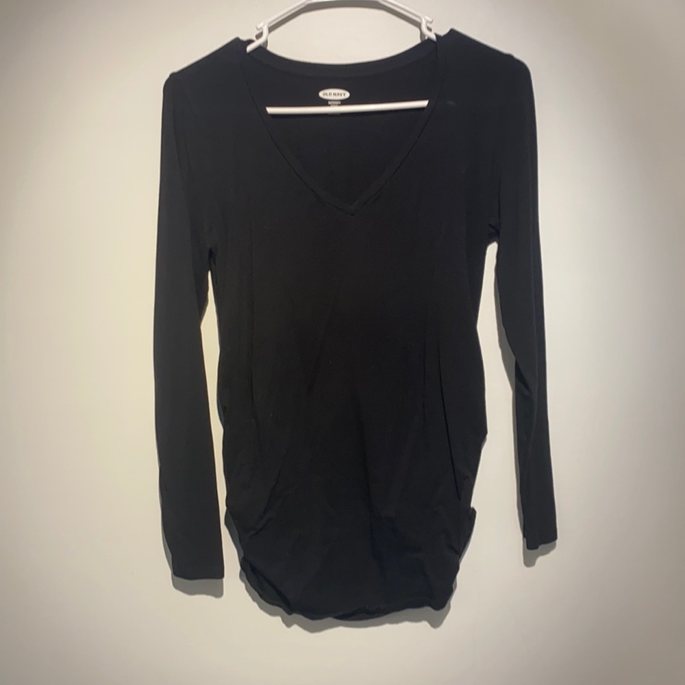 Old navy maternity top